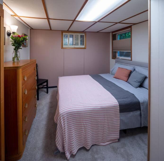 Seaview Hideaway Heated Floors, Free Parking Villa Seattle Exterior photo